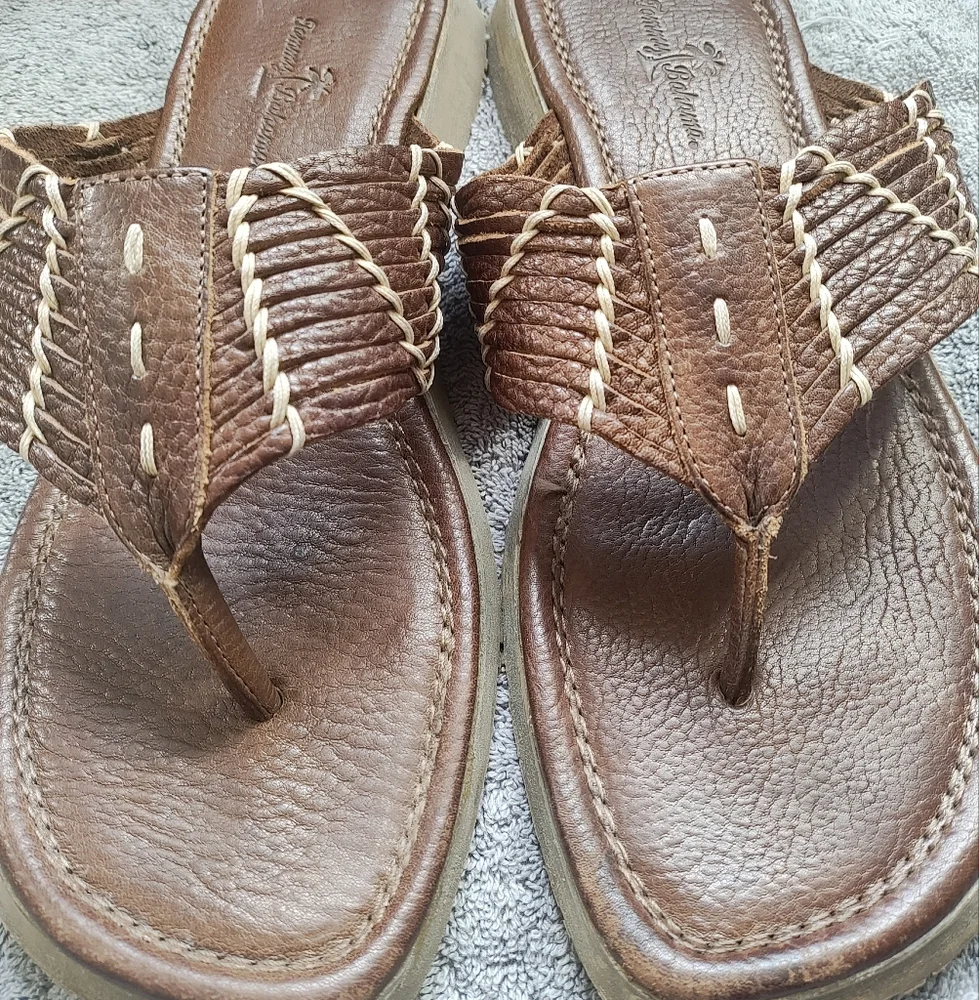 Tommy Bahama Men's Brown Leather Sandal Size 12, Vacation Casual (Tiny Flaw)